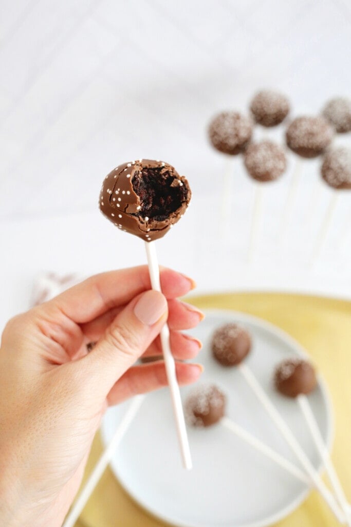 chocolate cake pop