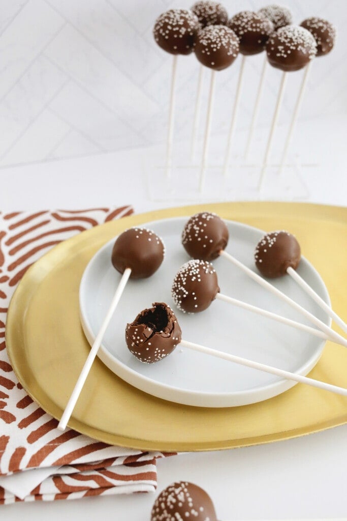 chocolate cake pop