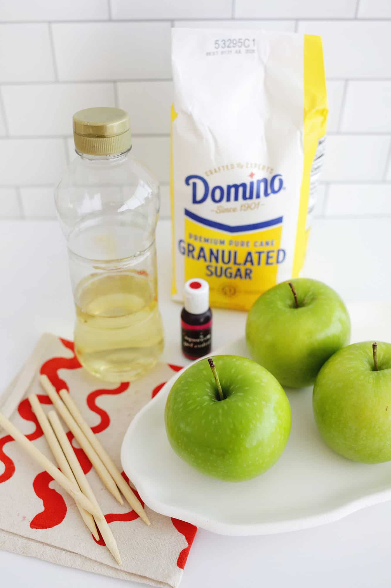 ingredients for homemade easy candy apples