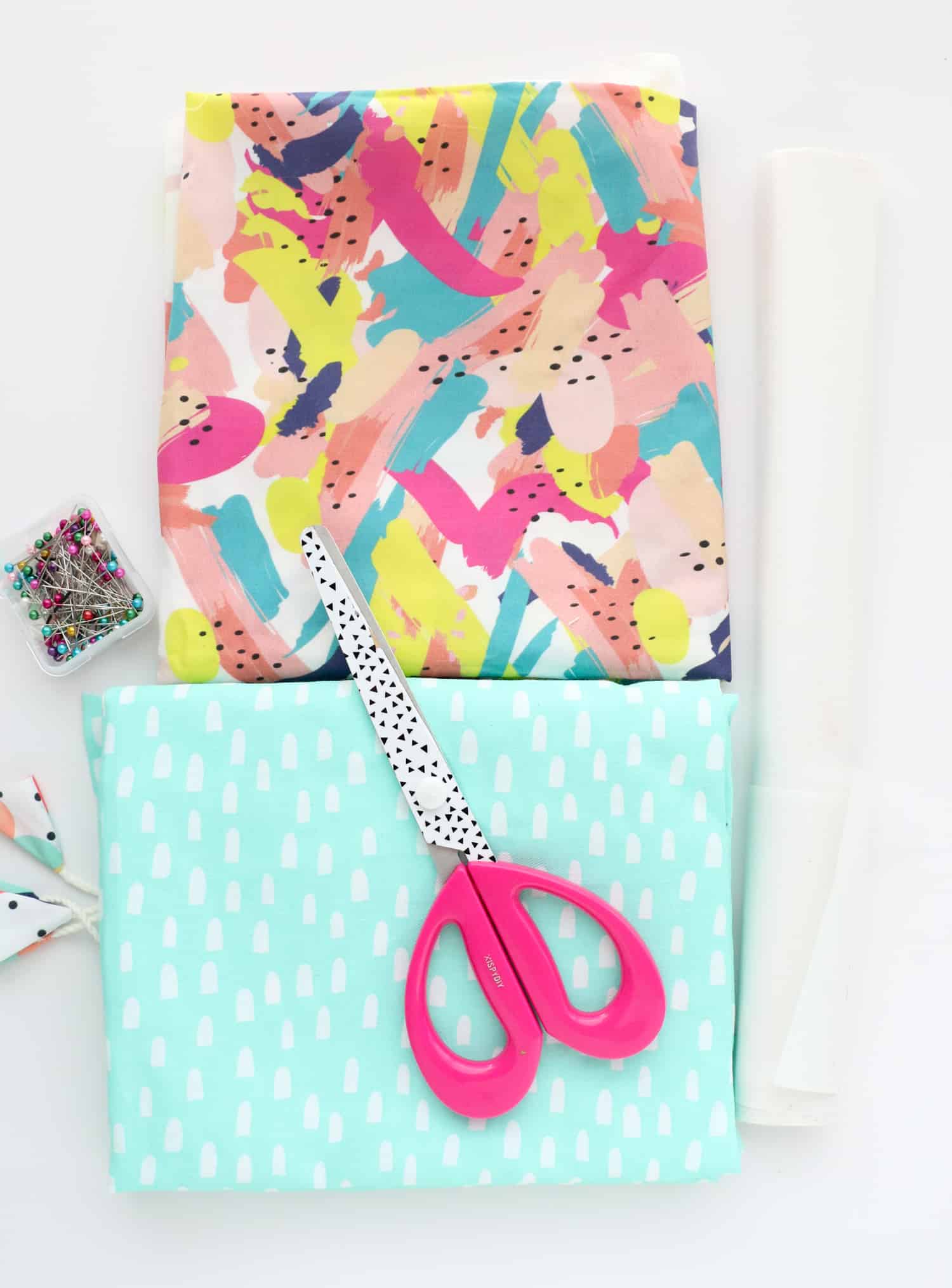 How-to-Sew-a-Waterproof-Diaper-Clutch