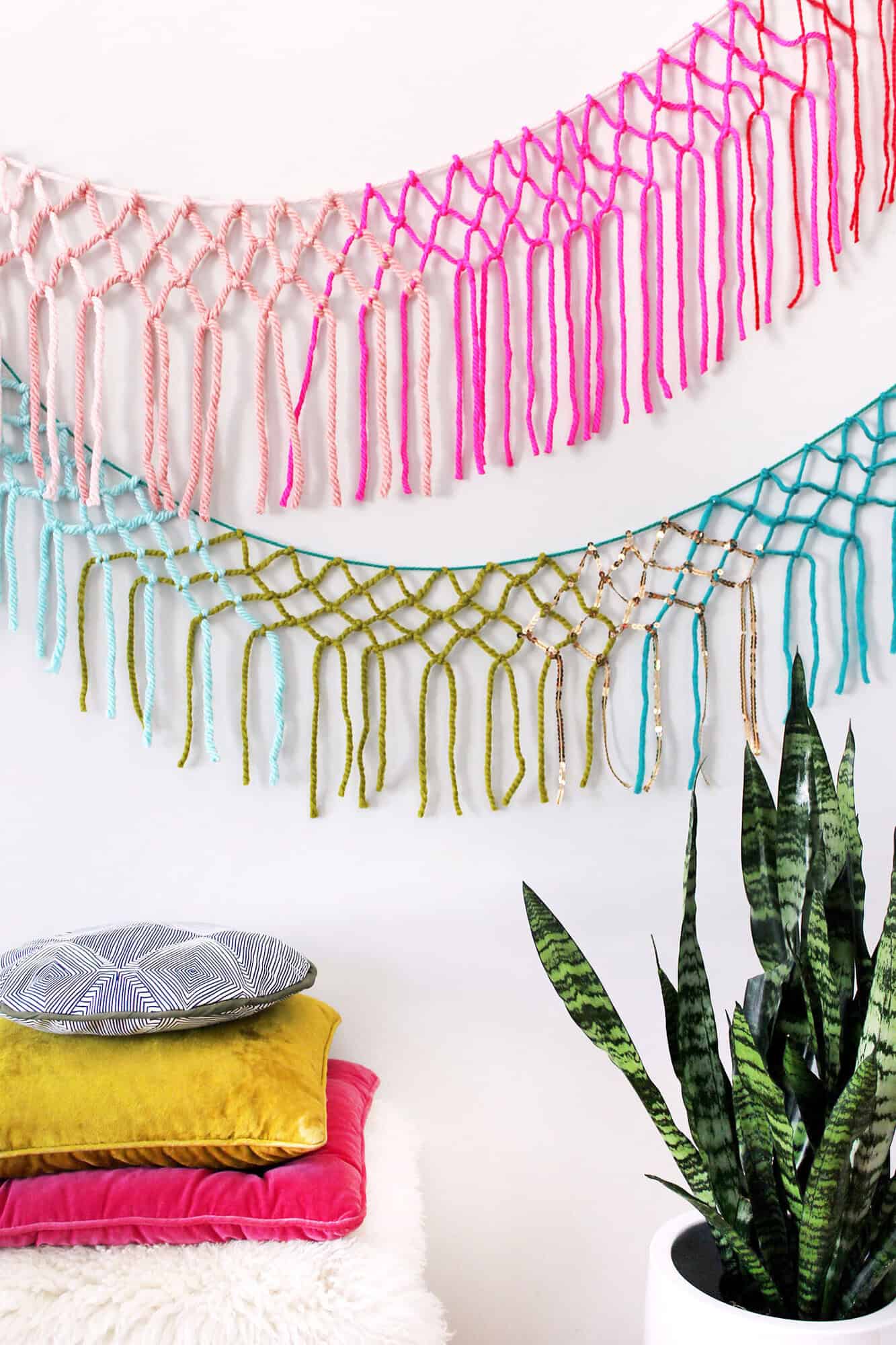 macrame wall hanging