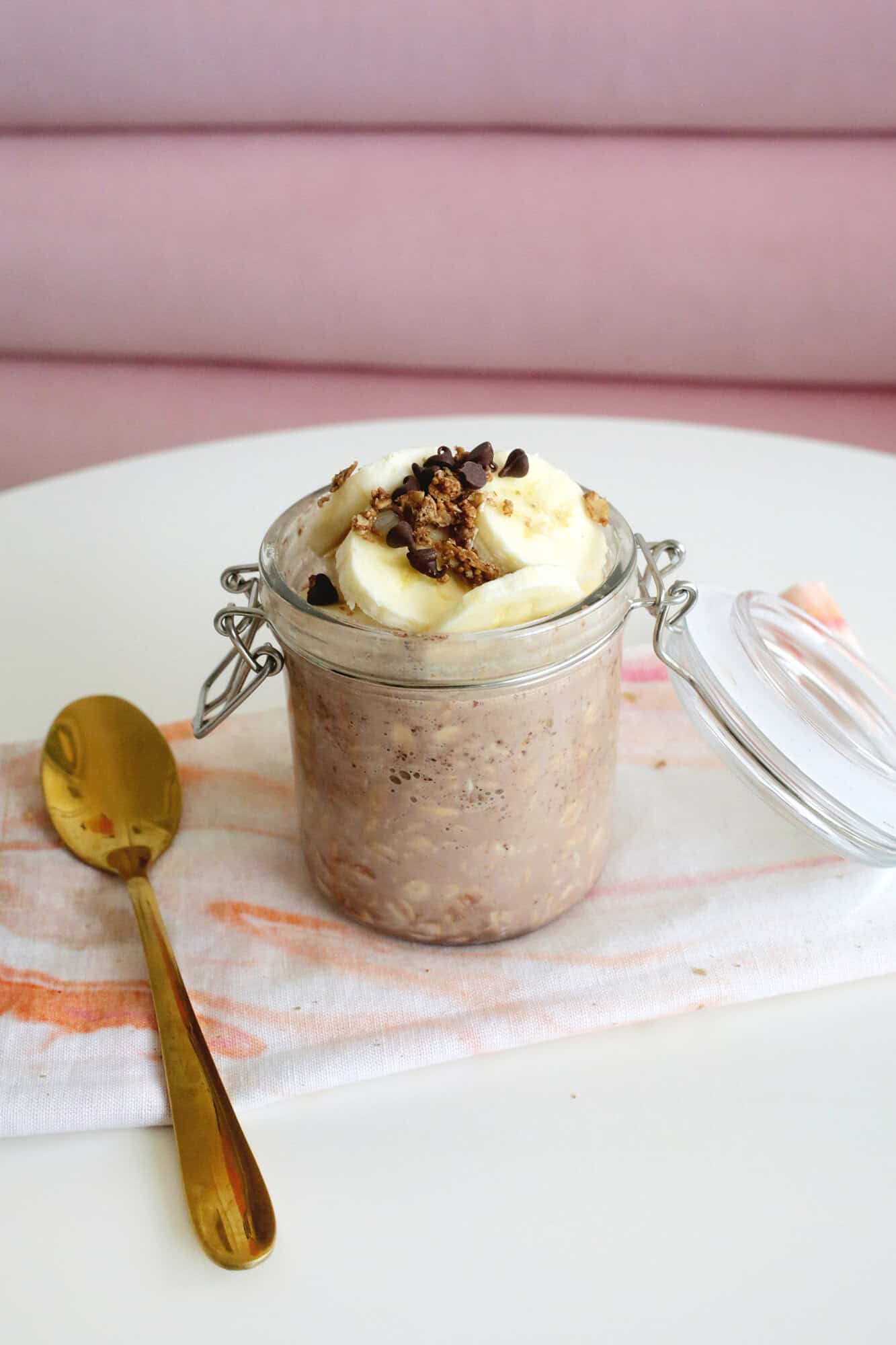 chocolate banana overnight oats